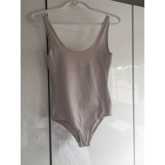 Aritzia Tops - Wilfred Free Pale Pink Bodysuit
